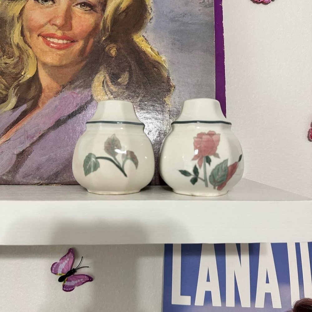 Vintage Mikasa Salt & Pepper Shaker Set - Silk Flowers - Made in Japan